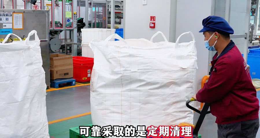 探秘可靠无人化智慧工厂 一片纸尿裤背后的科技与守护